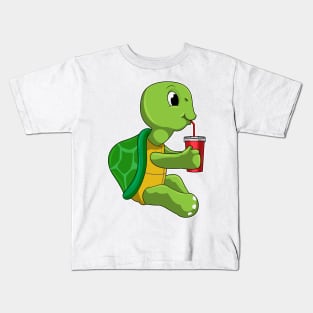 Turtle with Drinking mug with Straw Kids T-Shirt